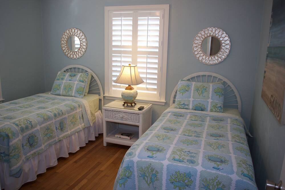 Photo of Bedroom in Treasure Island