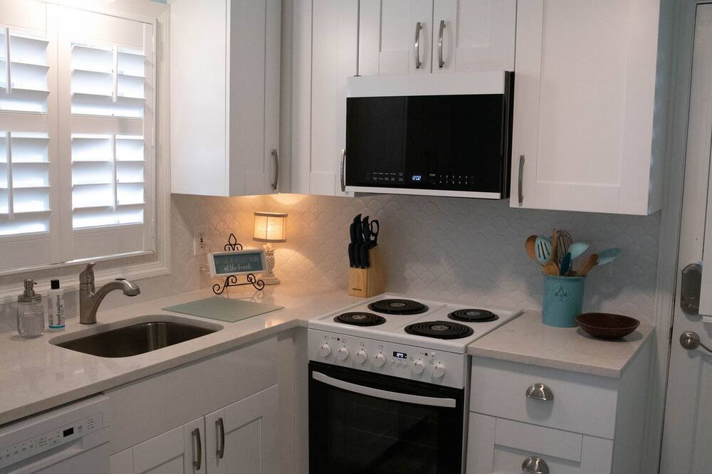Photo of Kitchen in Treasure Island