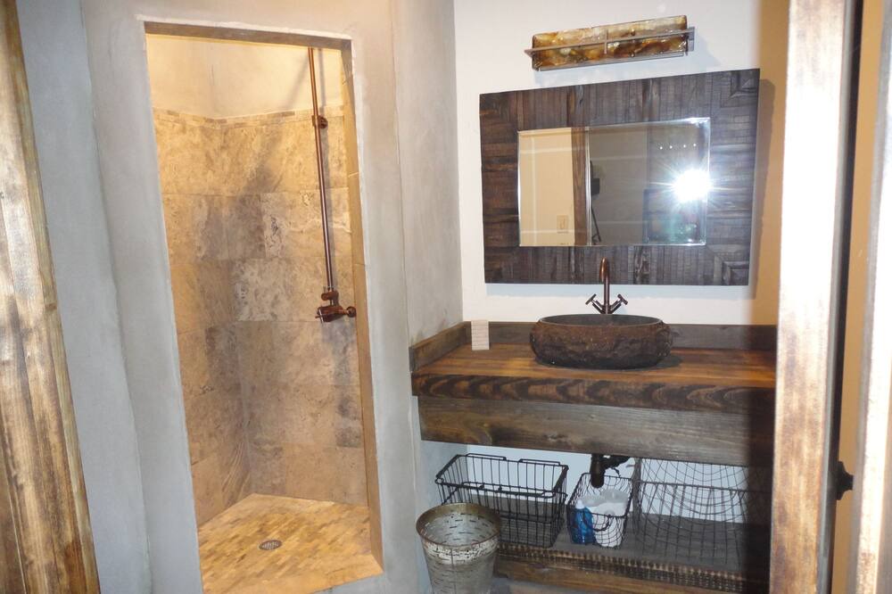 Photo of Bathroom in Boothville-Venice