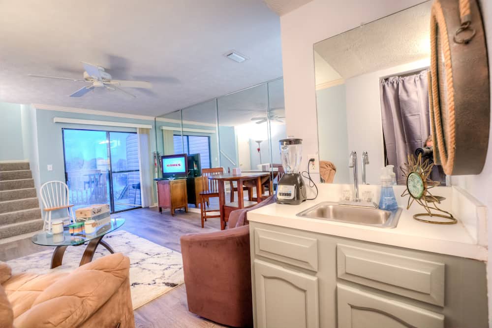 Photo of Bedroom in El Centro Beach