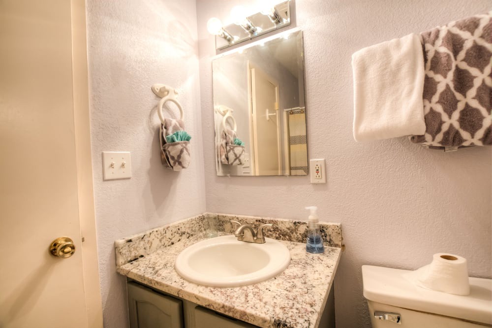 Photo of Bathroom in El Centro Beach