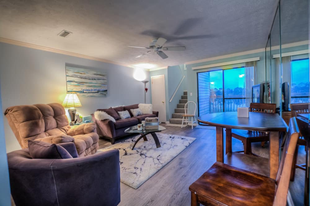 Photo of Bedroom in El Centro Beach