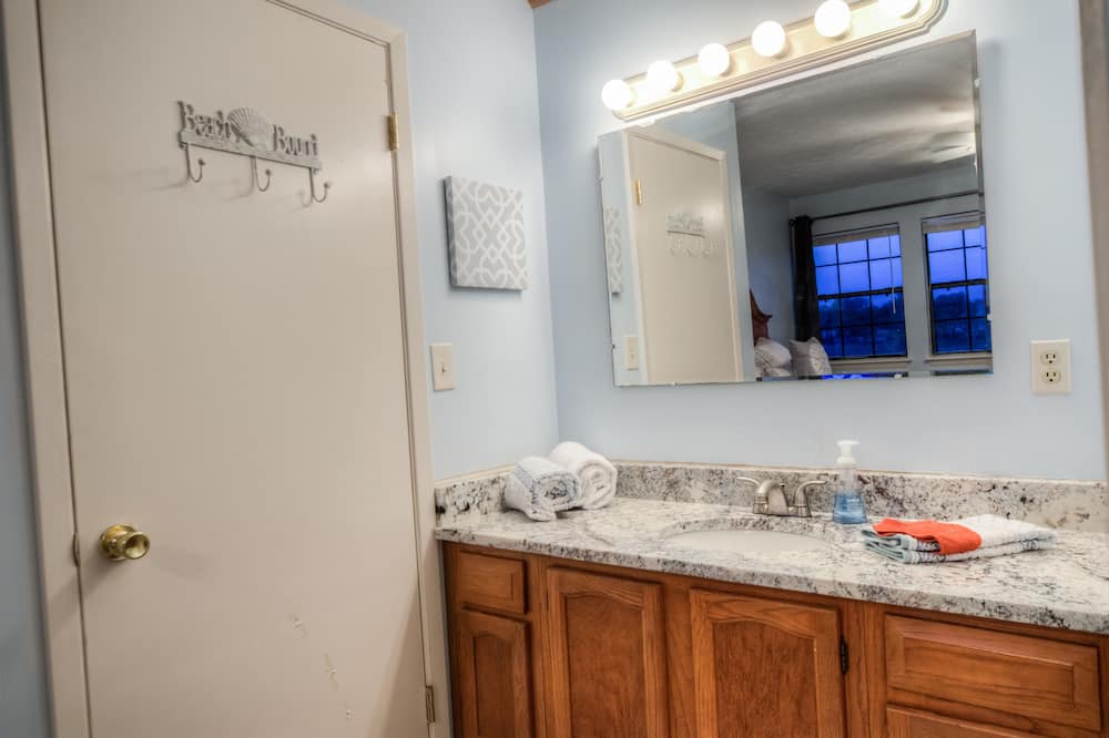 Photo of Bathroom in El Centro Beach
