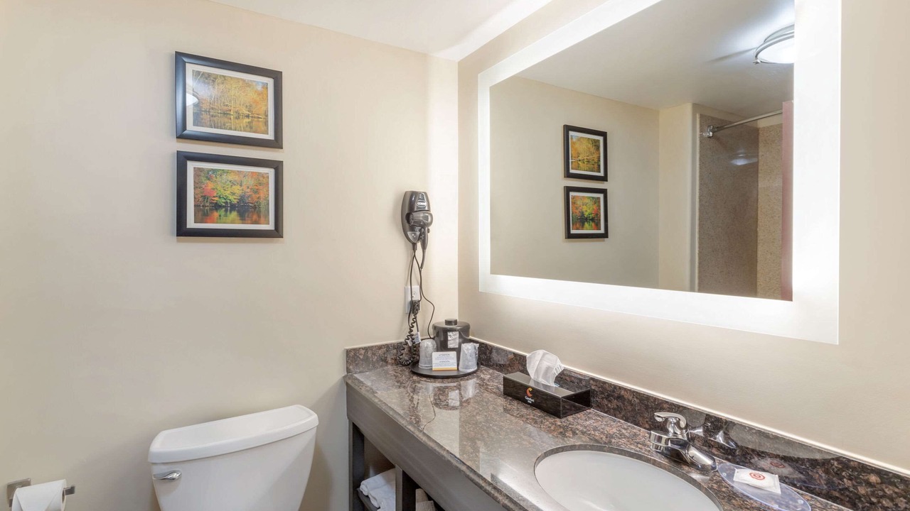 Photo of Bedroom in Orange