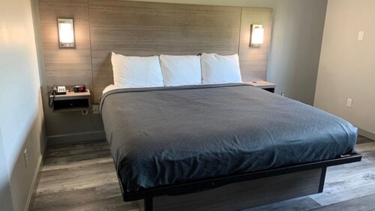 Photo of Bedroom in Bay VIew Addition