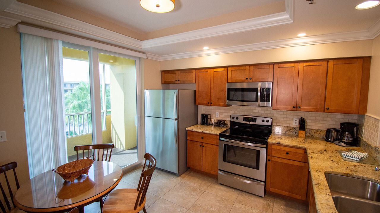 Photo of Kitchen in Vanderbilt Beach