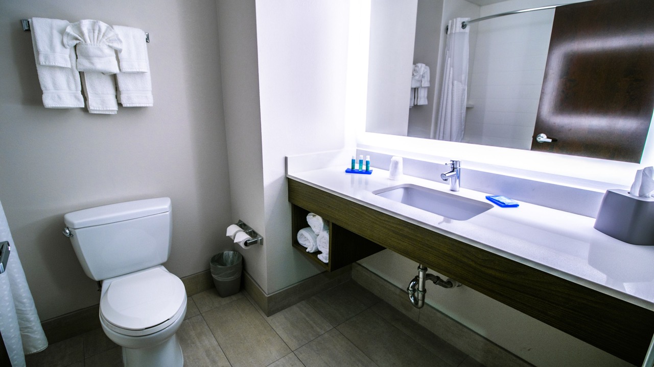 Photo of Bathroom in Port Allen