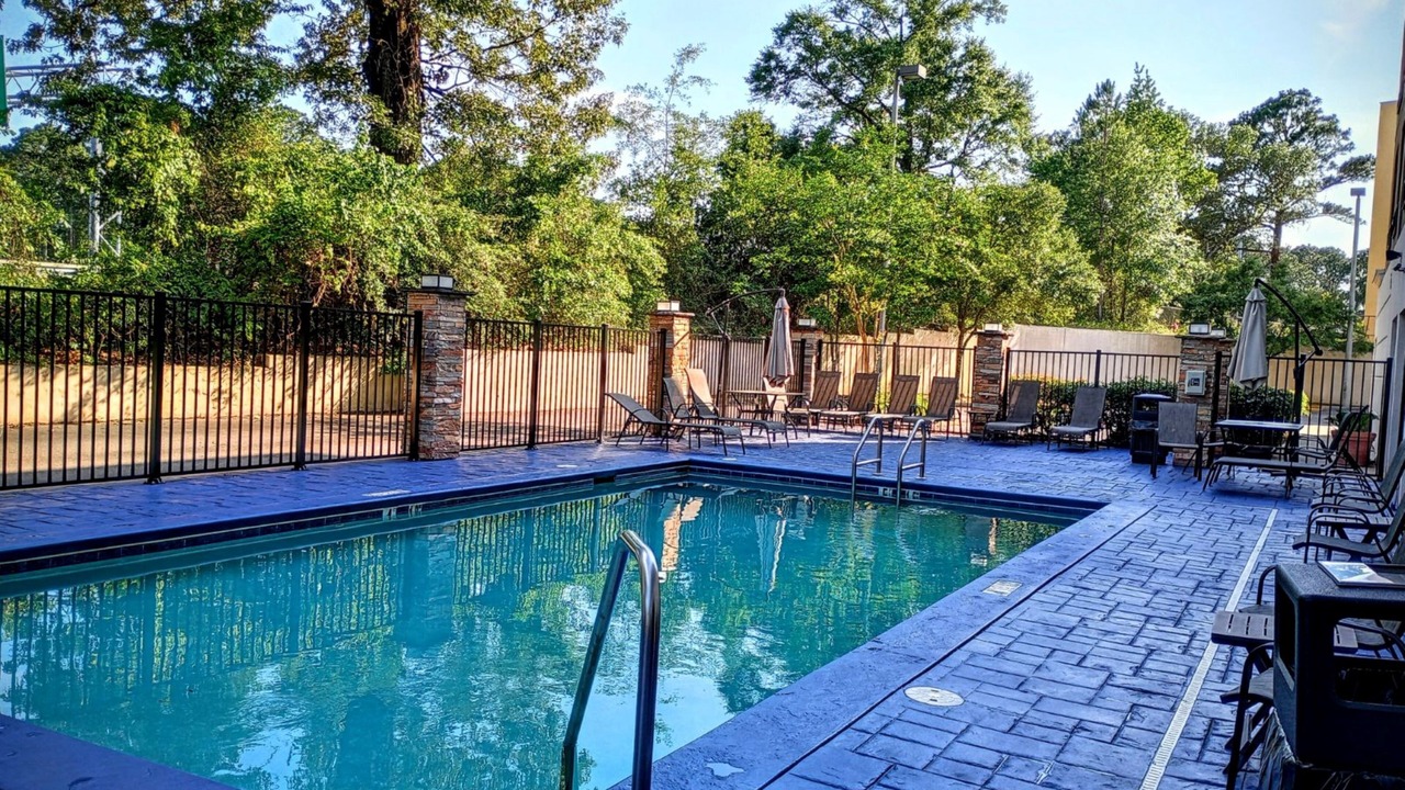 Photo of Outdoor in Tillmans Corner