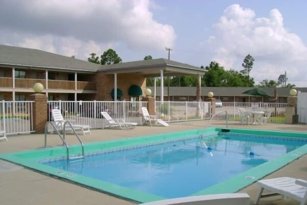 Photo of Outdoor in Milton