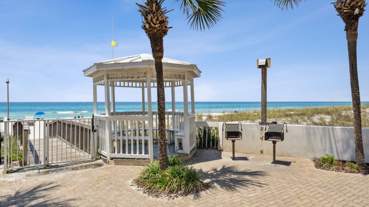 Photo of Outdoor in Laguna Beach Estates