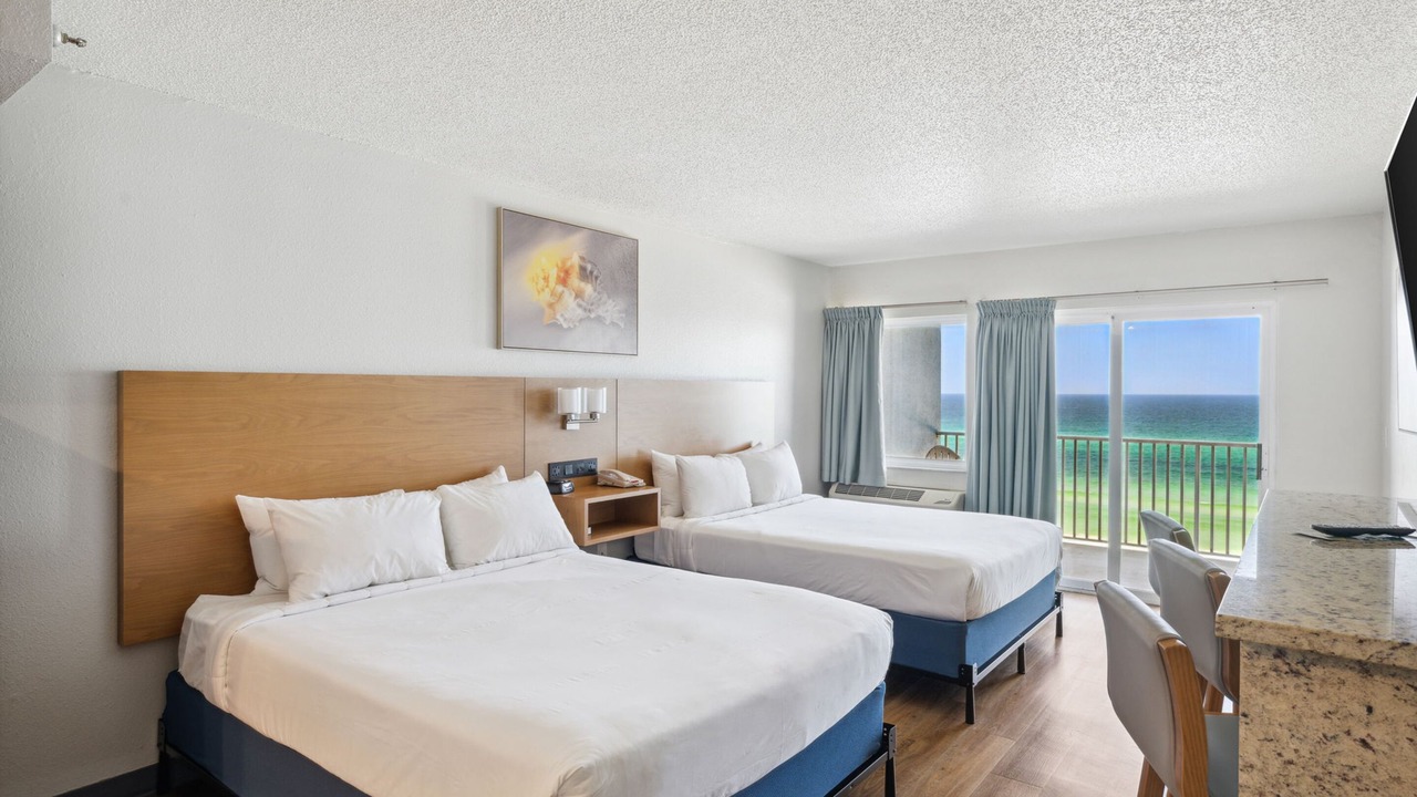 Photo of Bedroom in Laguna Beach Estates