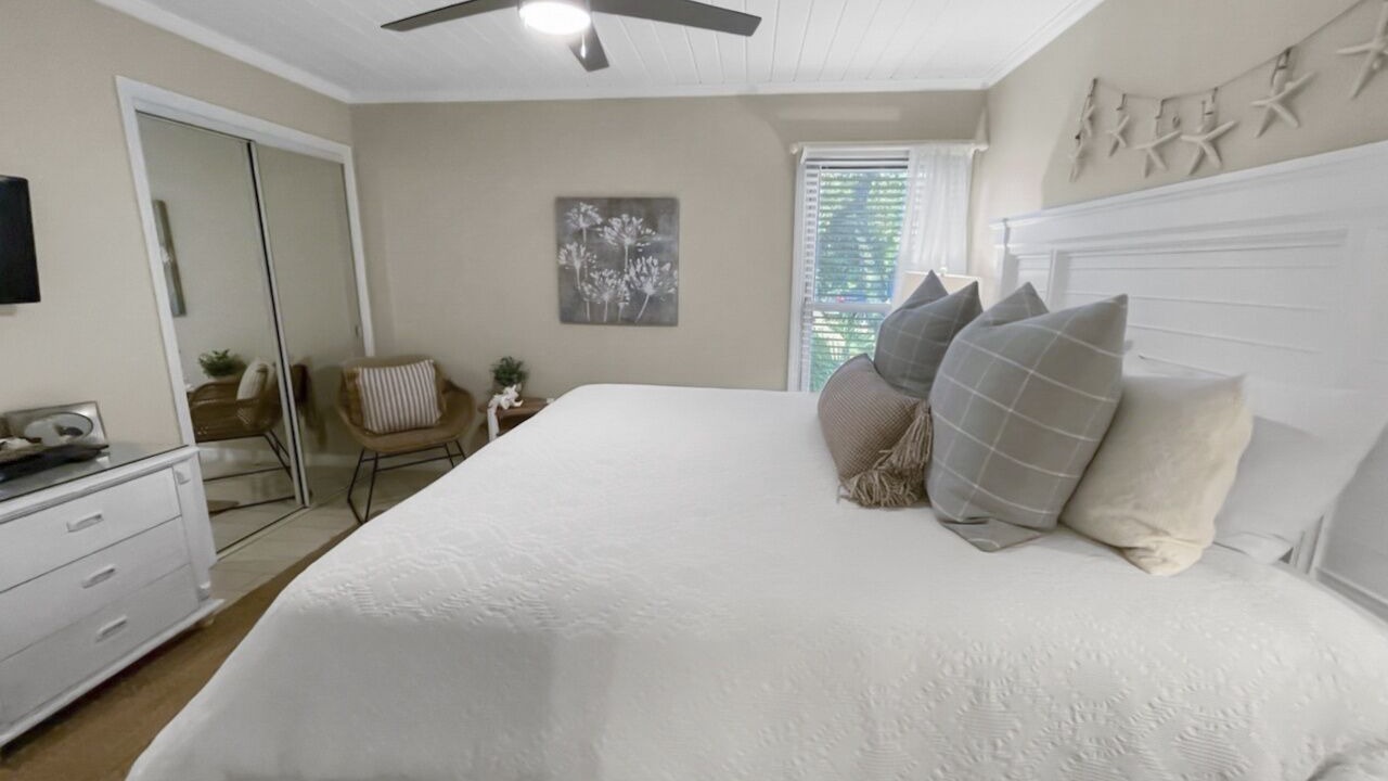 Photo of Bedroom in Inlet Beach