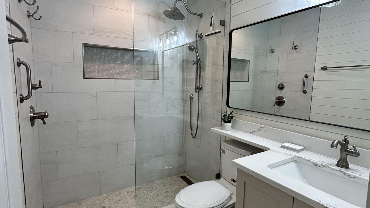 Photo of Bathroom in Inlet Beach