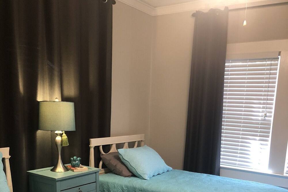 Photo of Bedroom in Abbeville