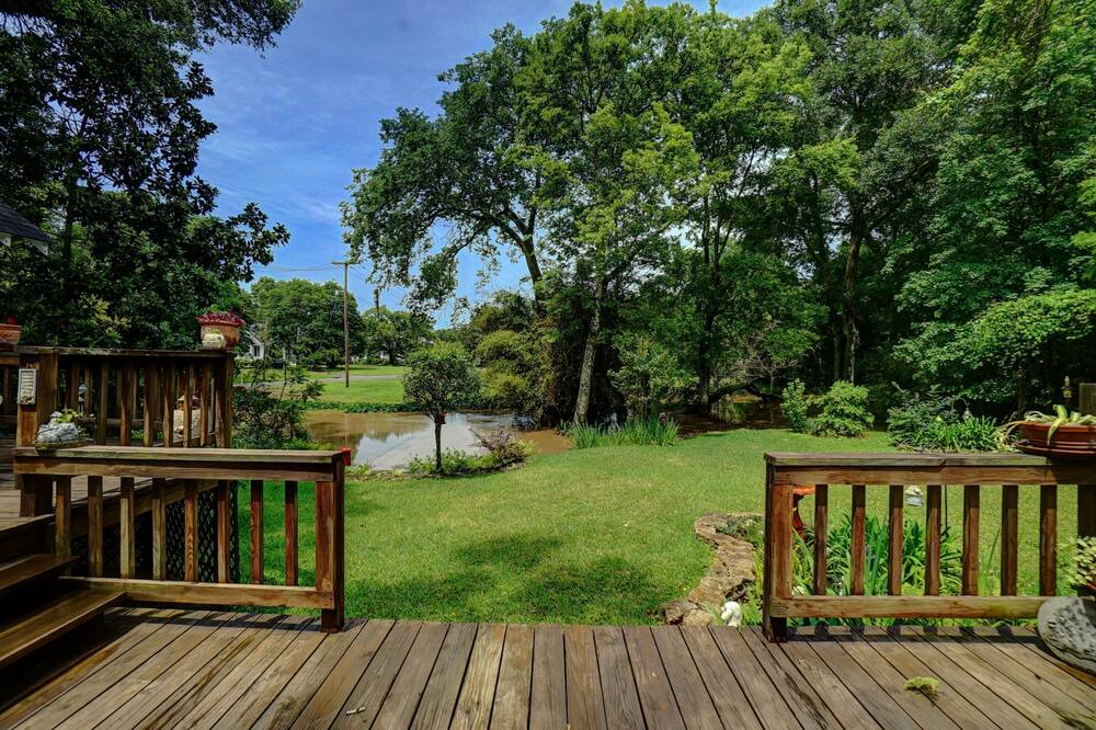 Photo of Outdoor in Abbeville