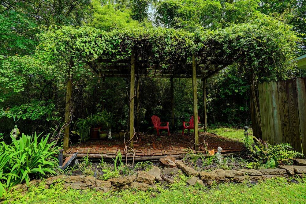 Photo of Outdoor in Abbeville