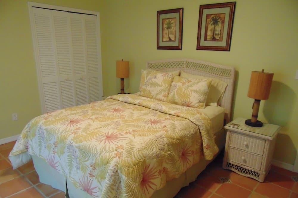 Photo of Bedroom in Sugarloaf Shores