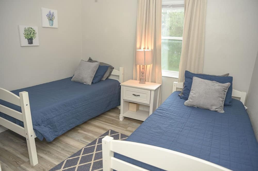 Photo of Bedroom in Grand Bay