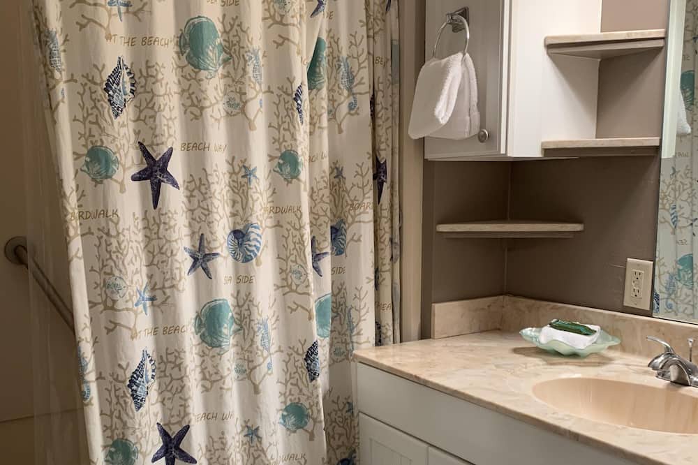 Photo of Bathroom in Niceville