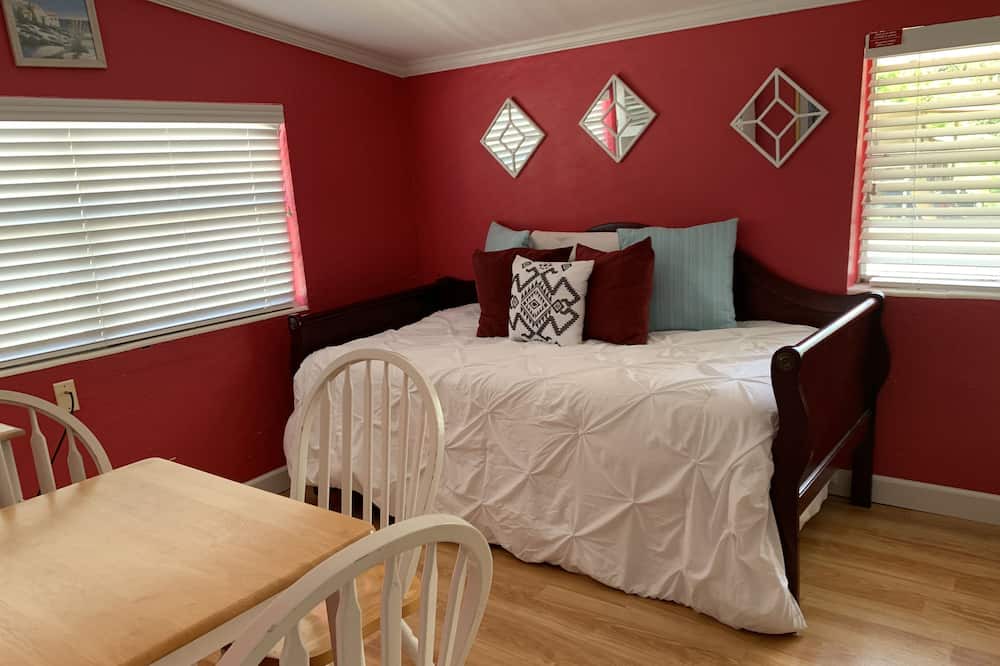 Photo of Bedroom in Niceville