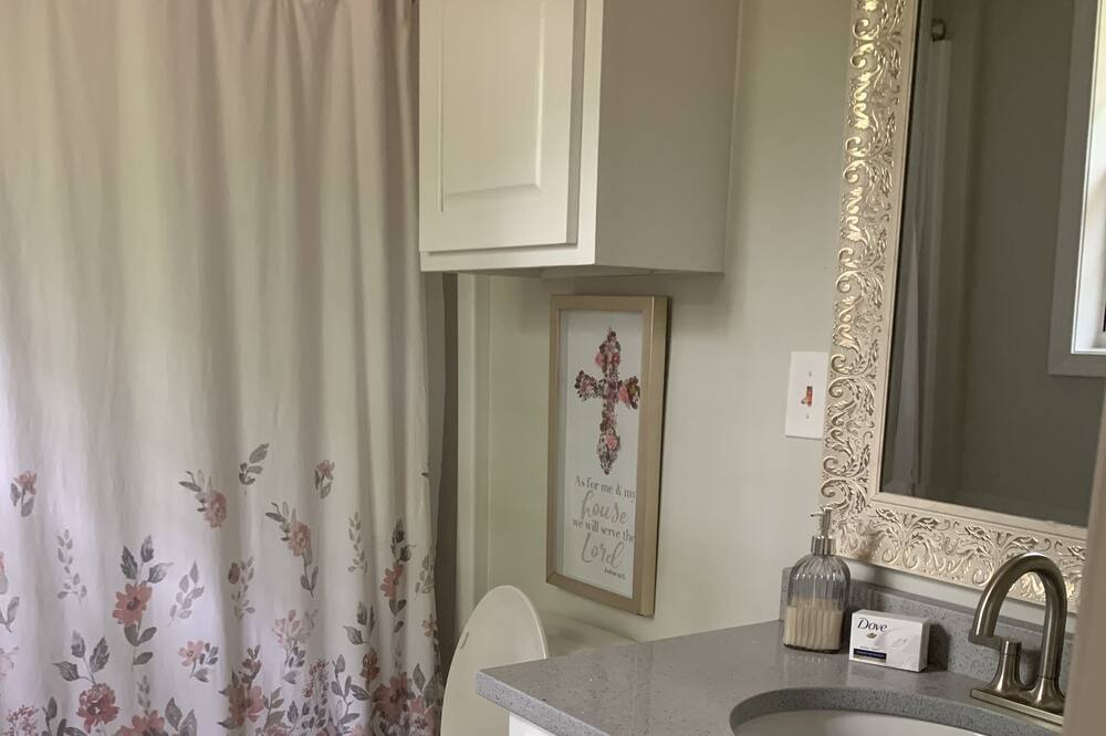 Photo of Bathroom in Oxford