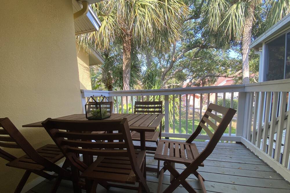 Photo of Patio Balcony in Bayview