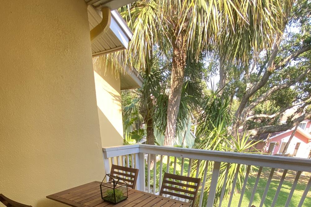 Photo of Patio Balcony in Bayview