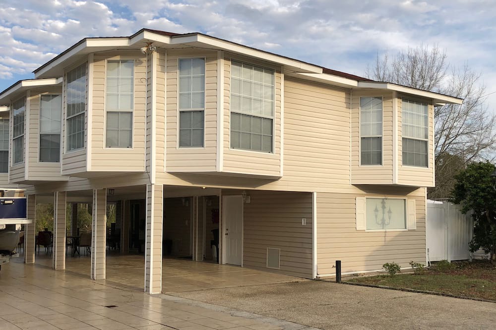 Photo of Outdoor in Kiln