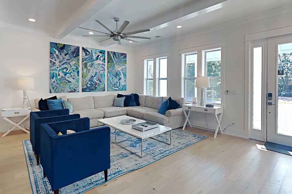Photo of Livingroom in Fort Walton Beach - Destin
