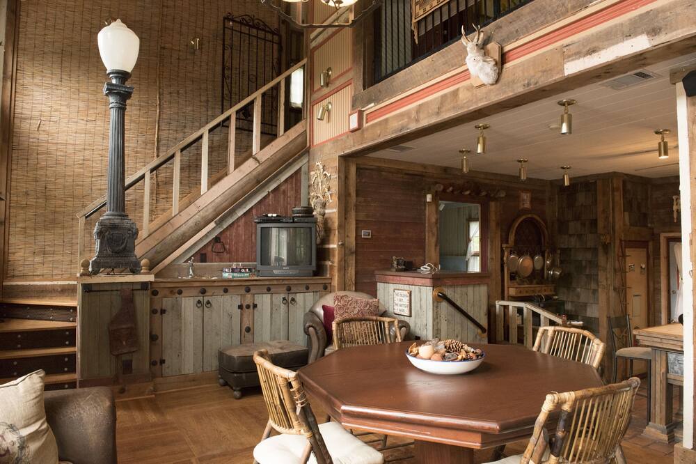 Photo of Livingroom in Cumby
