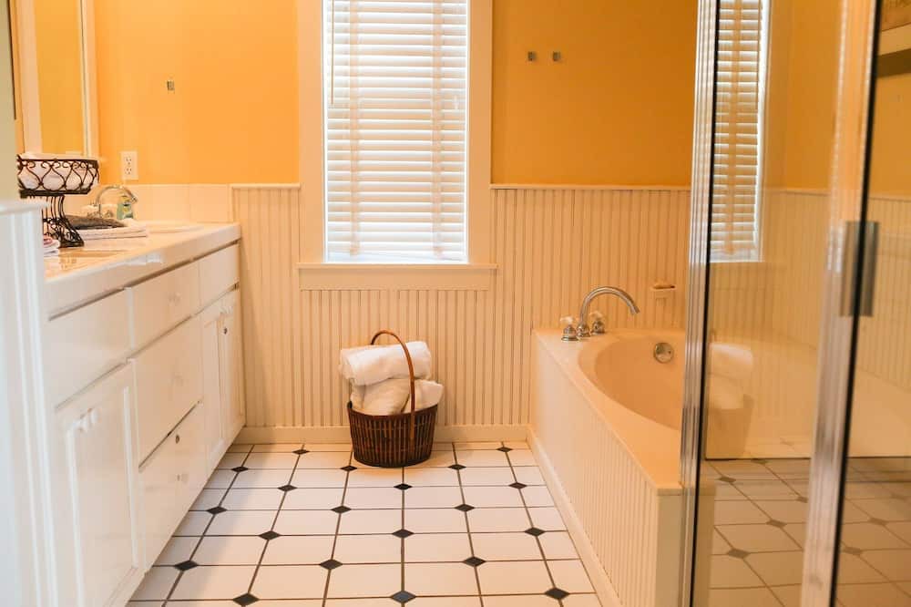 Photo of Bathroom in Dune Allen Beach
