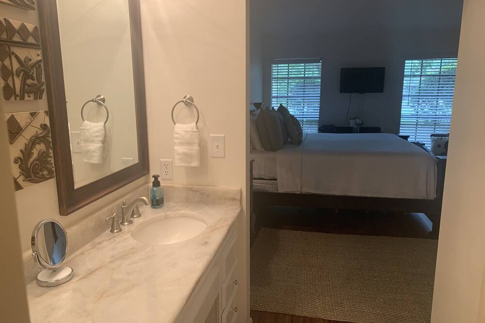 Photo of Bathroom in Mandeville