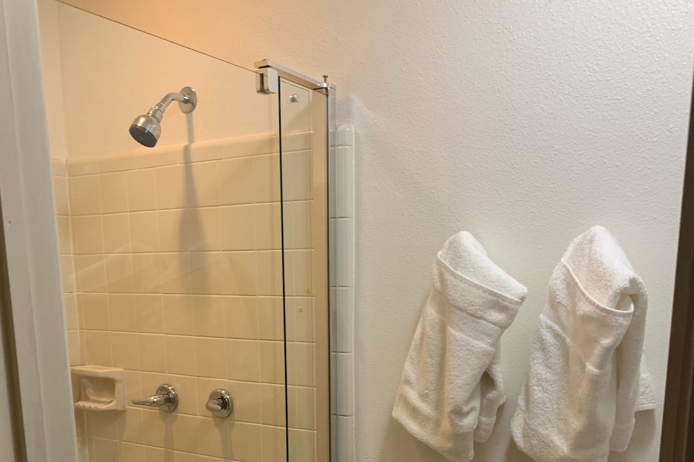 Photo of Bathroom in Mandeville