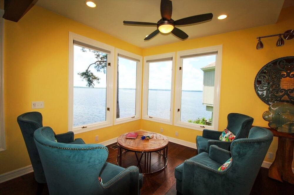 Photo of Livingroom in Negreet