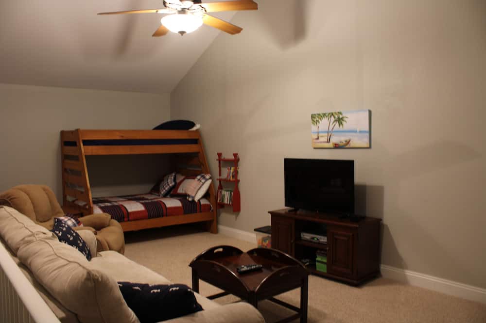 Photo of Livingroom in Sunset Pass