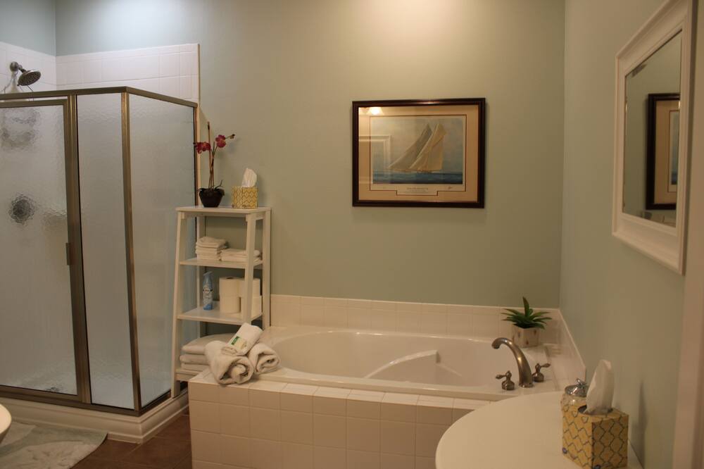 Photo of Bathroom in Sunset Pass