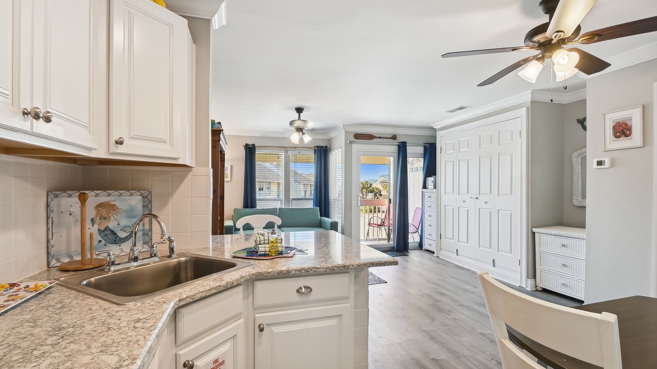 Photo of Kitchen in Holiday Isle