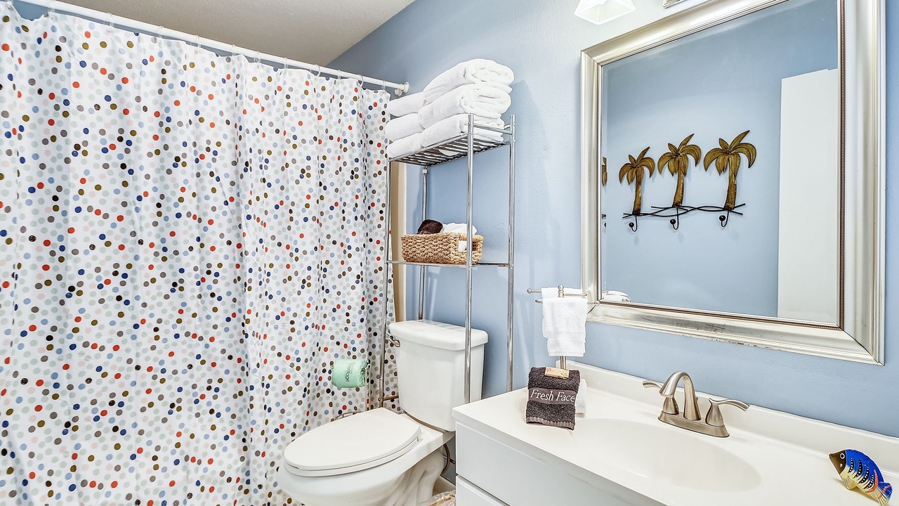Photo of Bathroom in Holiday Isle