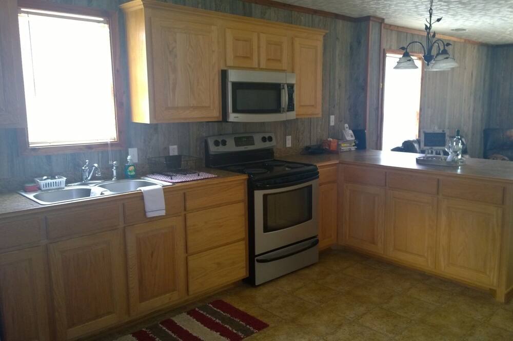 Photo of Kitchen in Broaddus