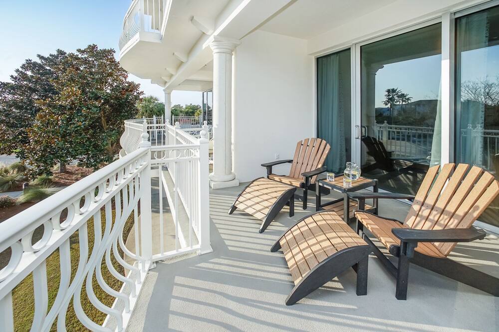 Photo of Patio Balcony in Rosemary Beach