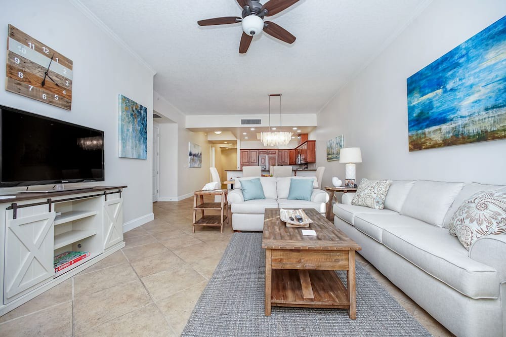 Photo of Livingroom in Rosemary Beach