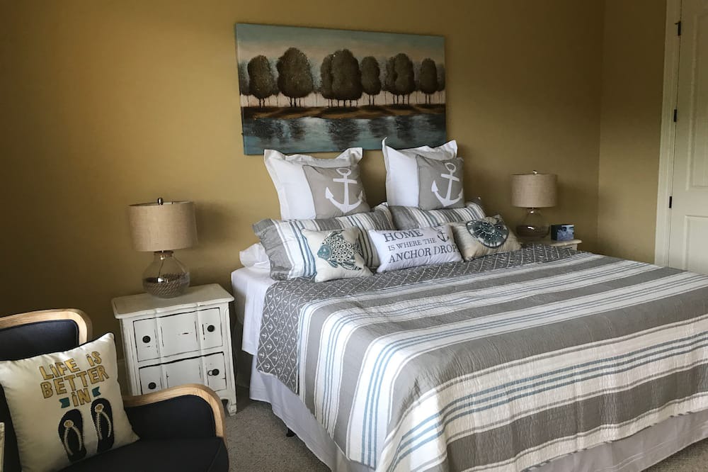 Photo of Bedroom in Dadeville