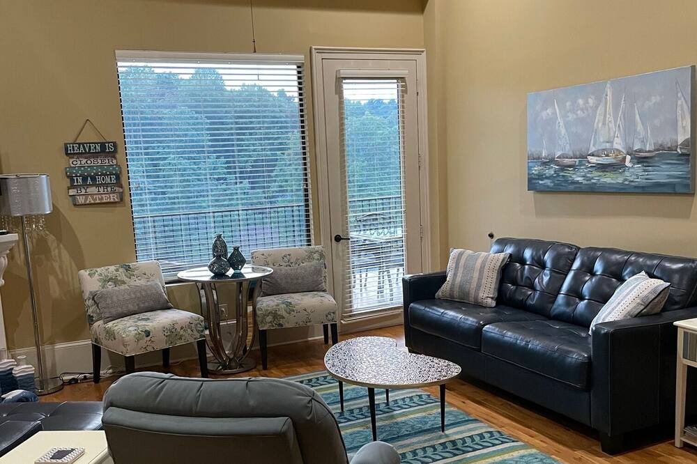 Photo of Livingroom in Dadeville