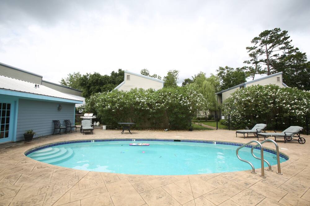 Photo of Outdoor in Mandeville