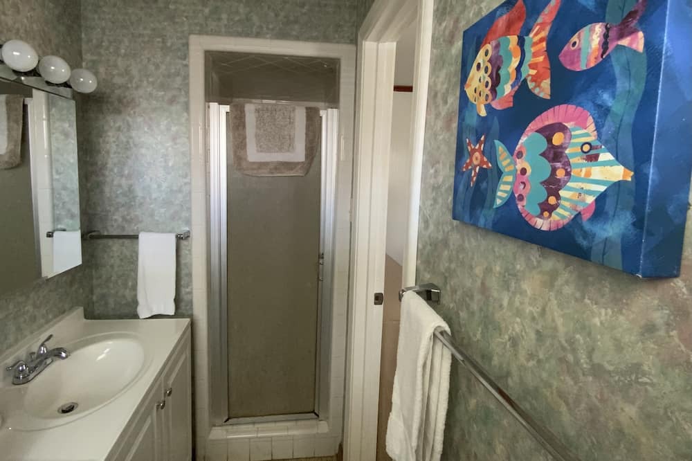 Photo of Bathroom in Bahama Beach