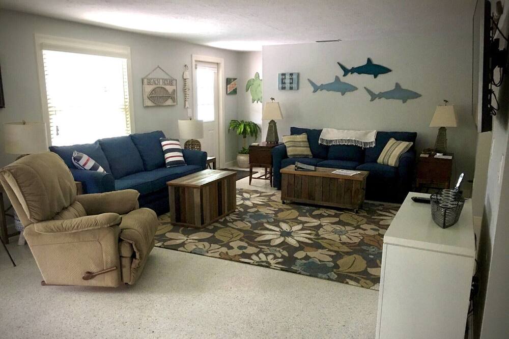 Photo of Livingroom in Anna Maria