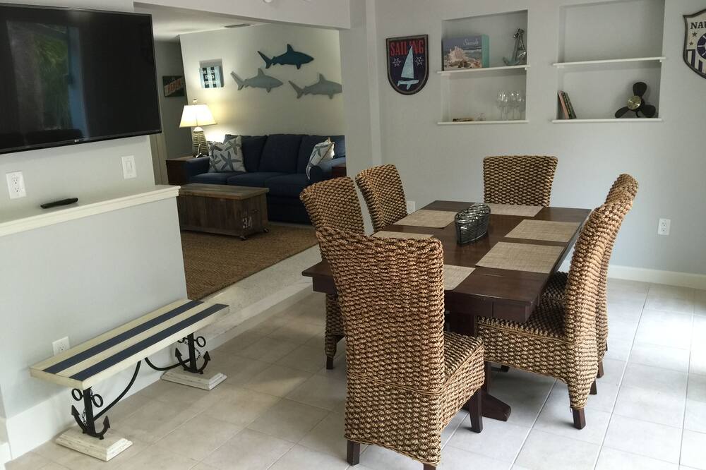 Photo of Livingroom in Anna Maria
