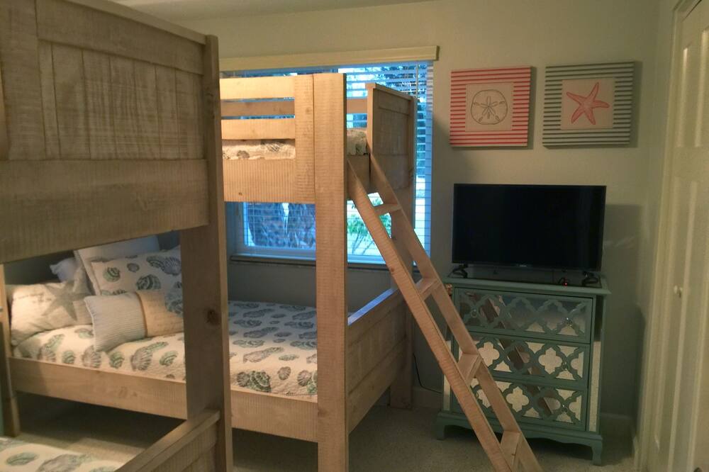 Photo of Bedroom in Anna Maria