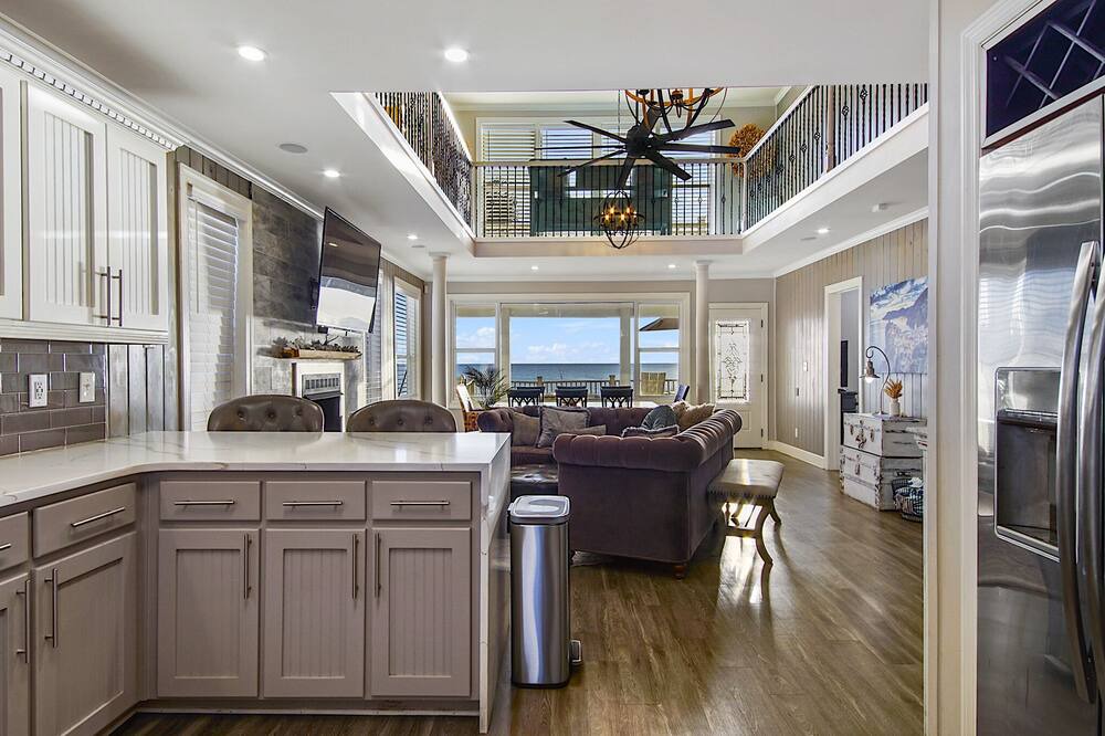Photo of Kitchen in Bahama Beach