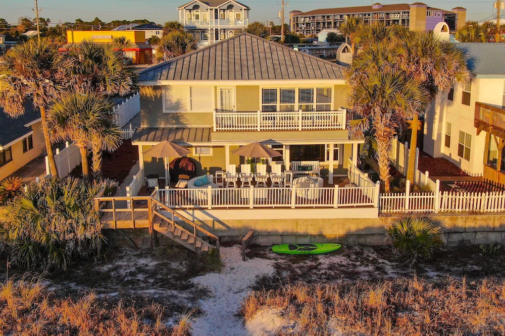 Photo of Outdoor in Bahama Beach